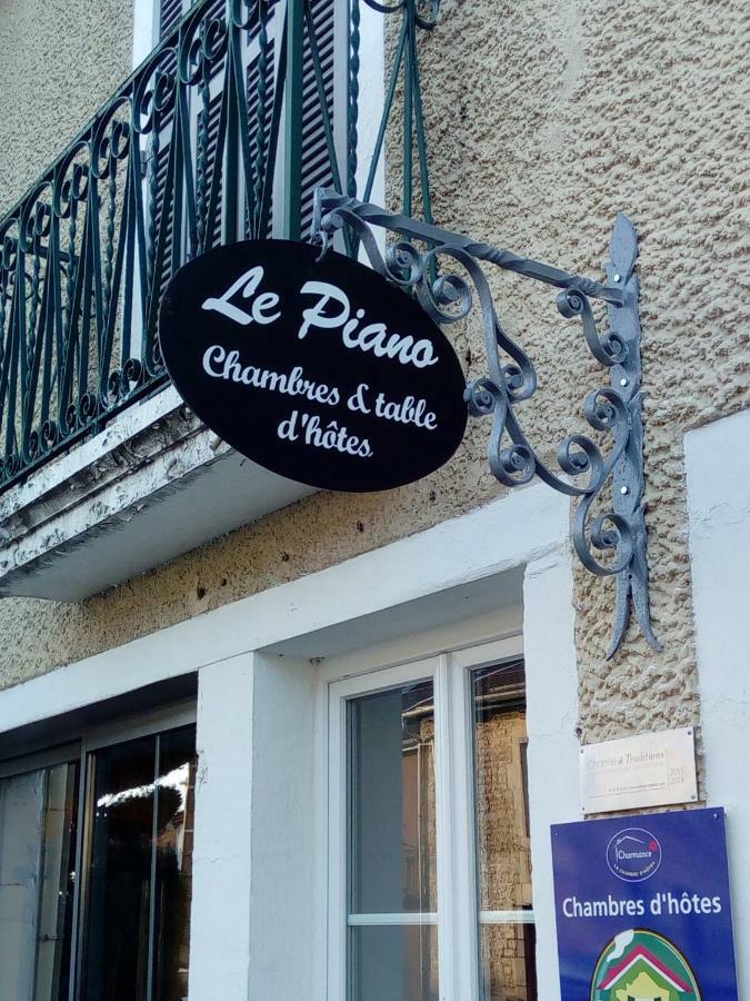 Le Piano Hotel Biesles Exterior photo